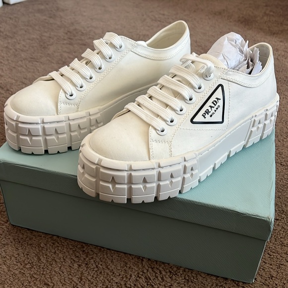 Prada platform sneakers - Picture 2 of 5